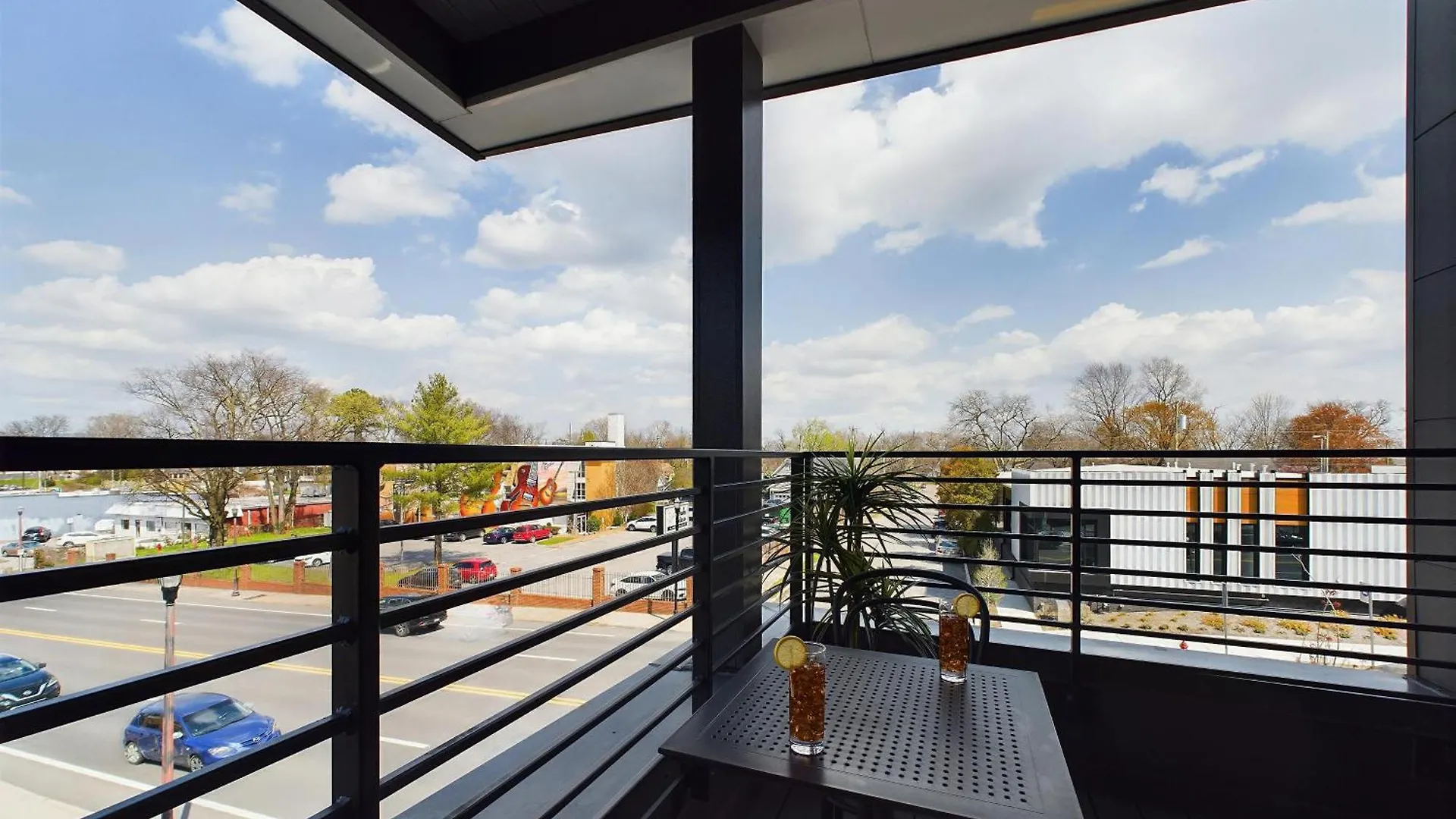 Fox Suite - Downtown Views - 12 South Nashville 0*,